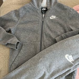 Nike 2 piece sweatsuit, size S kids, grey